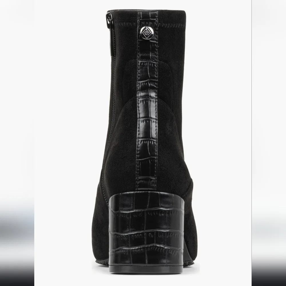 Donald Pliner Black Leather Ankle Boots - Picture 3 of 6